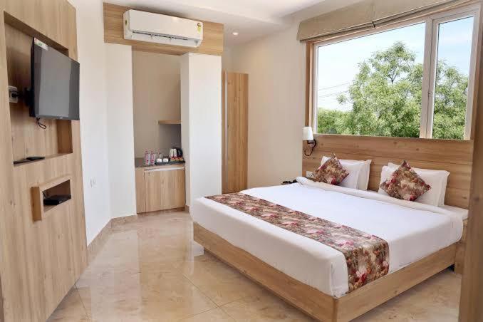 אודייפור Hotel Amantran Inn מראה חיצוני תמונה
