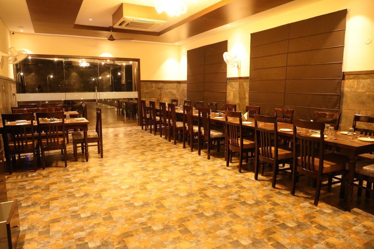 אודייפור Hotel Amantran Inn מראה חיצוני תמונה