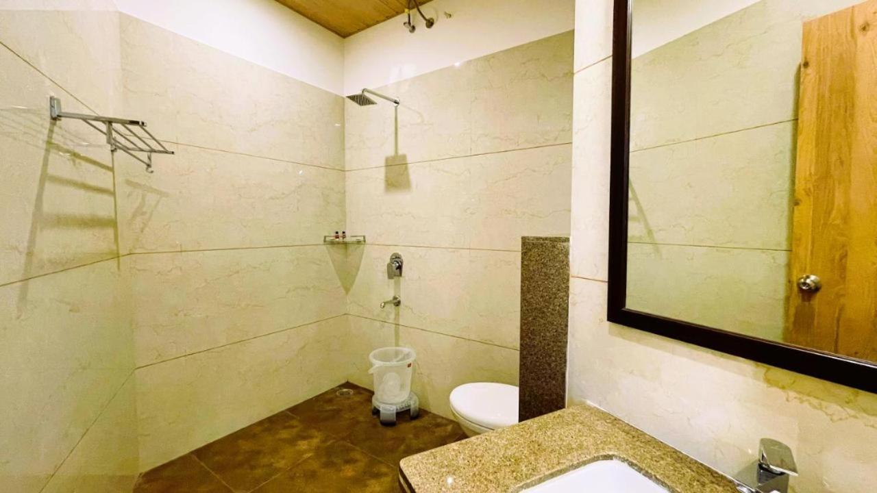 אודייפור Hotel Amantran Inn מראה חיצוני תמונה