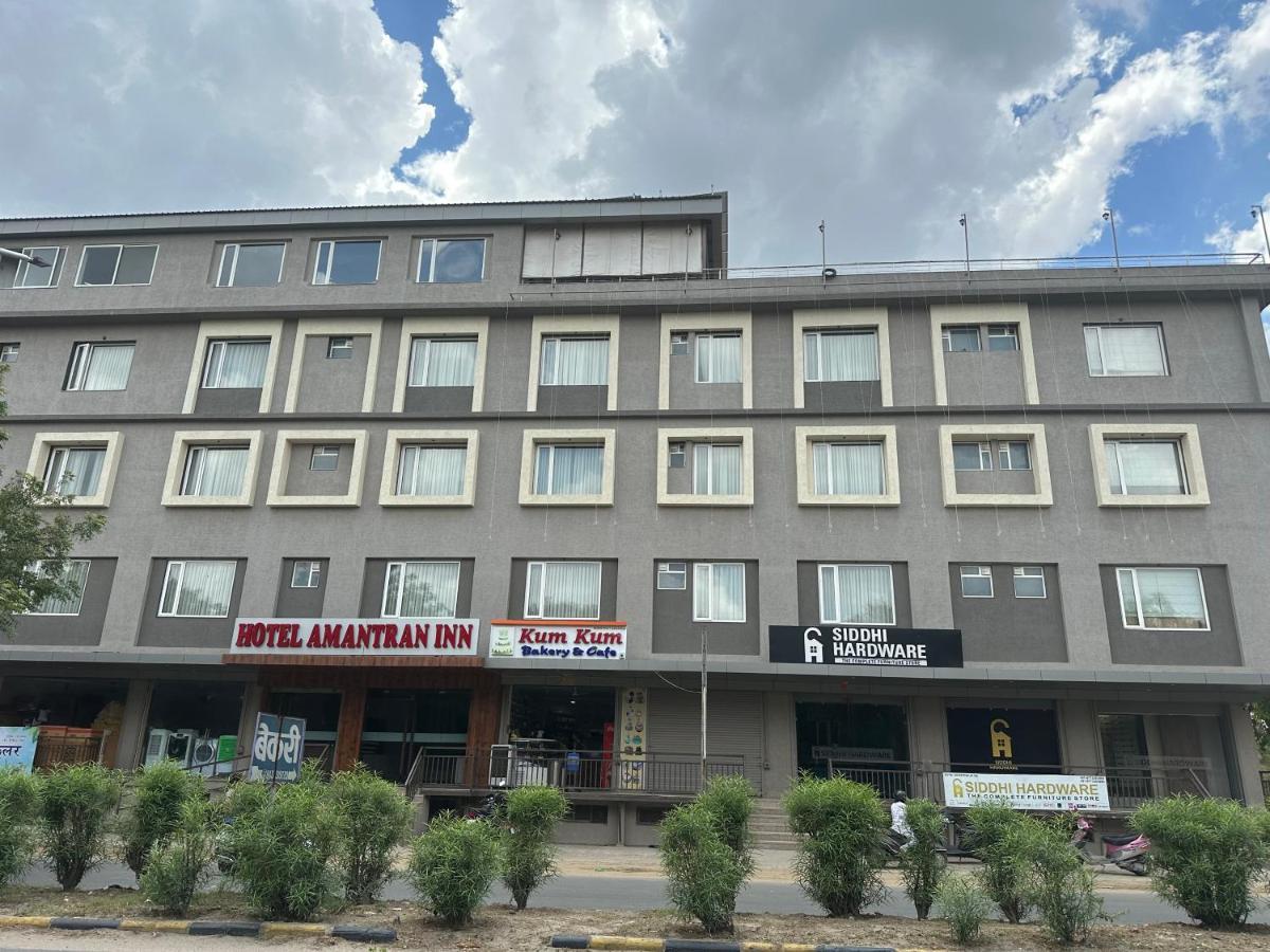 אודייפור Hotel Amantran Inn מראה חיצוני תמונה